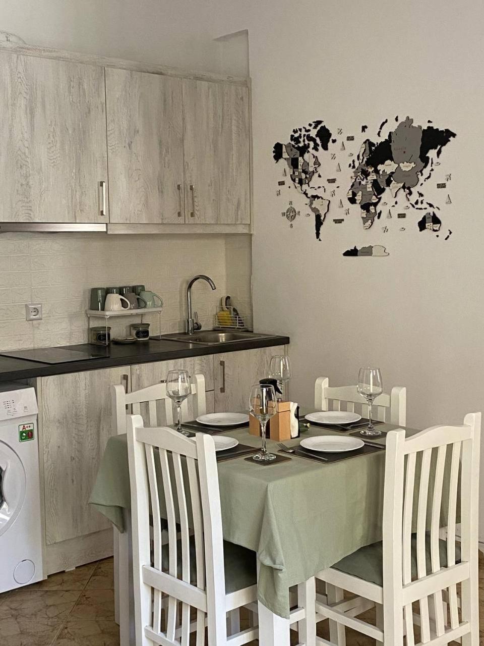 Happy Apartment Sarandë 外观 照片