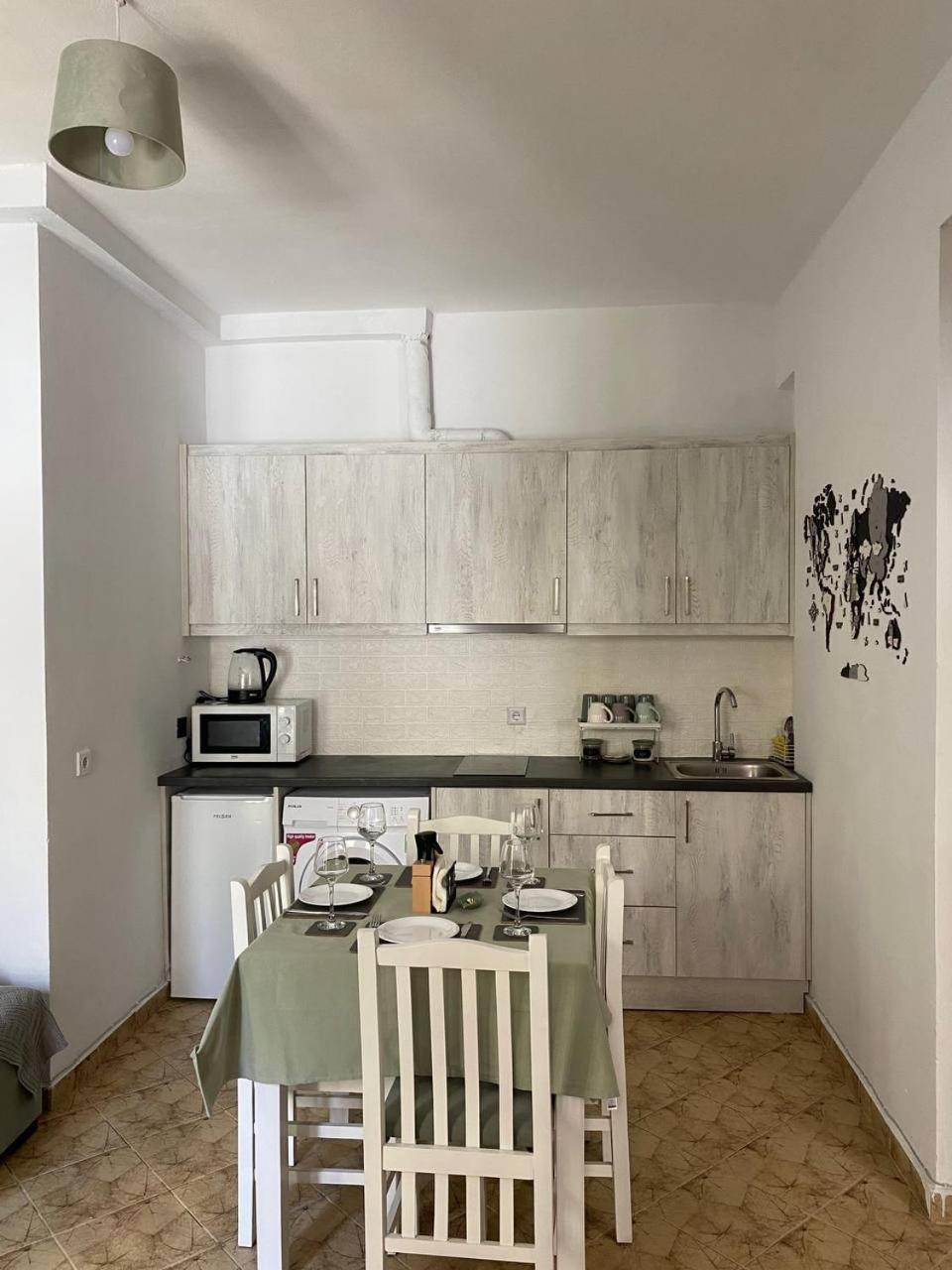 Happy Apartment Sarandë 外观 照片