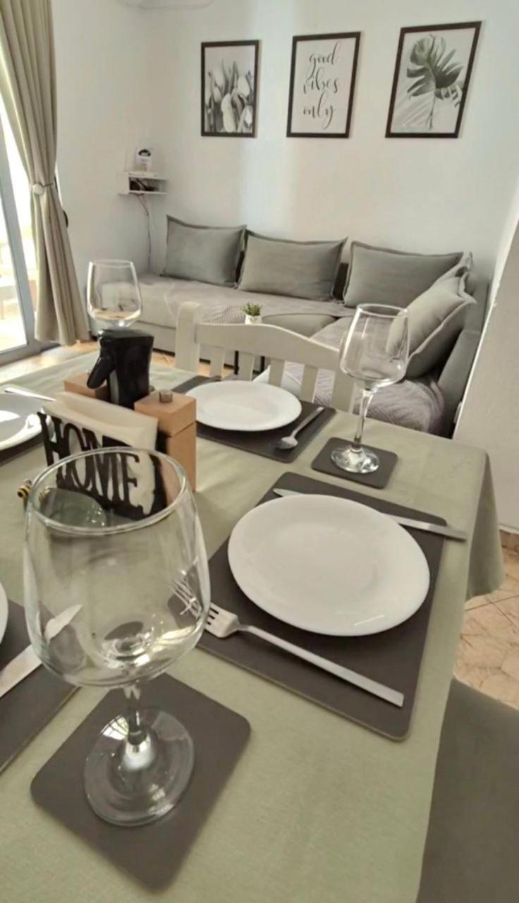 Happy Apartment Sarandë 外观 照片