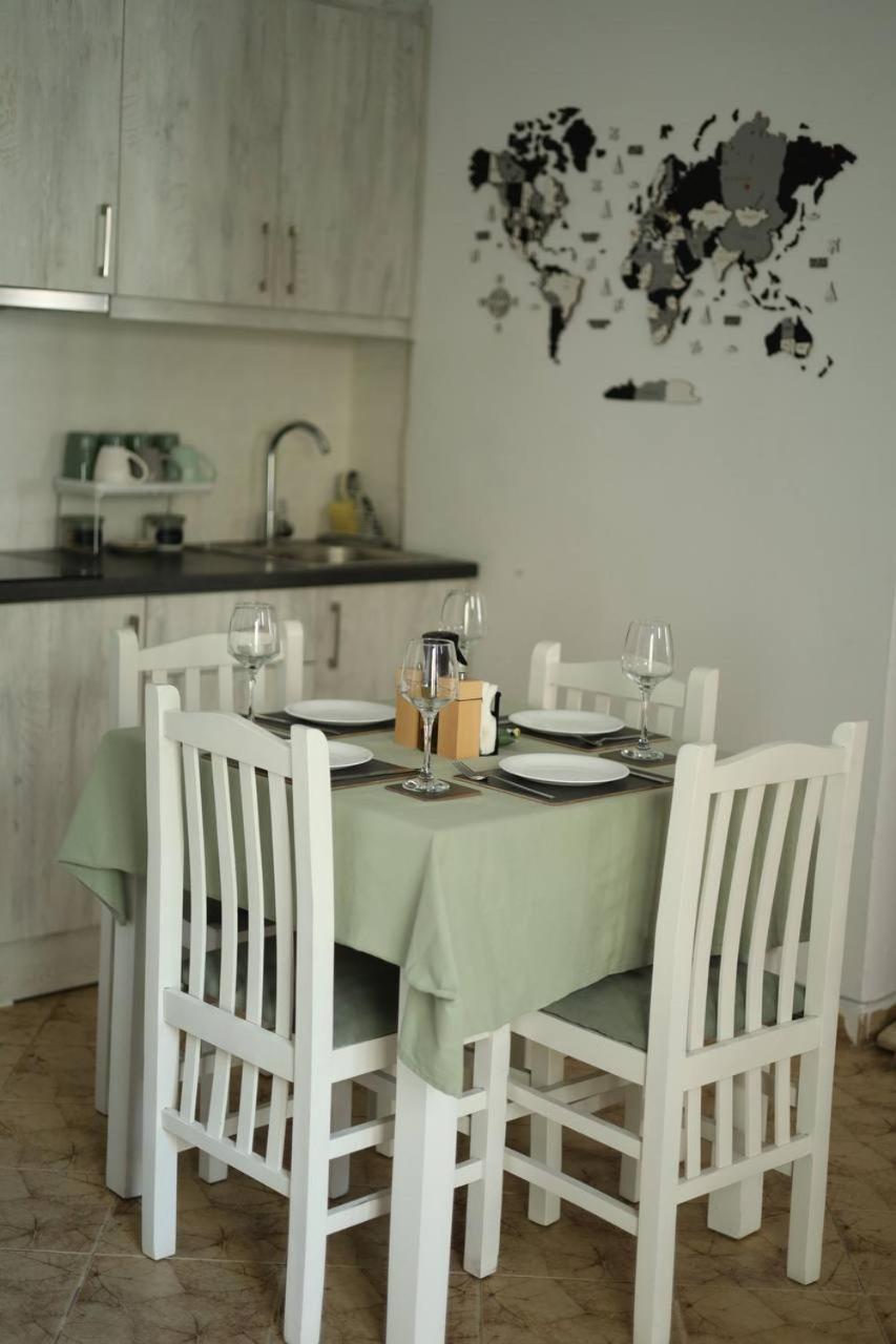 Happy Apartment Sarandë 外观 照片
